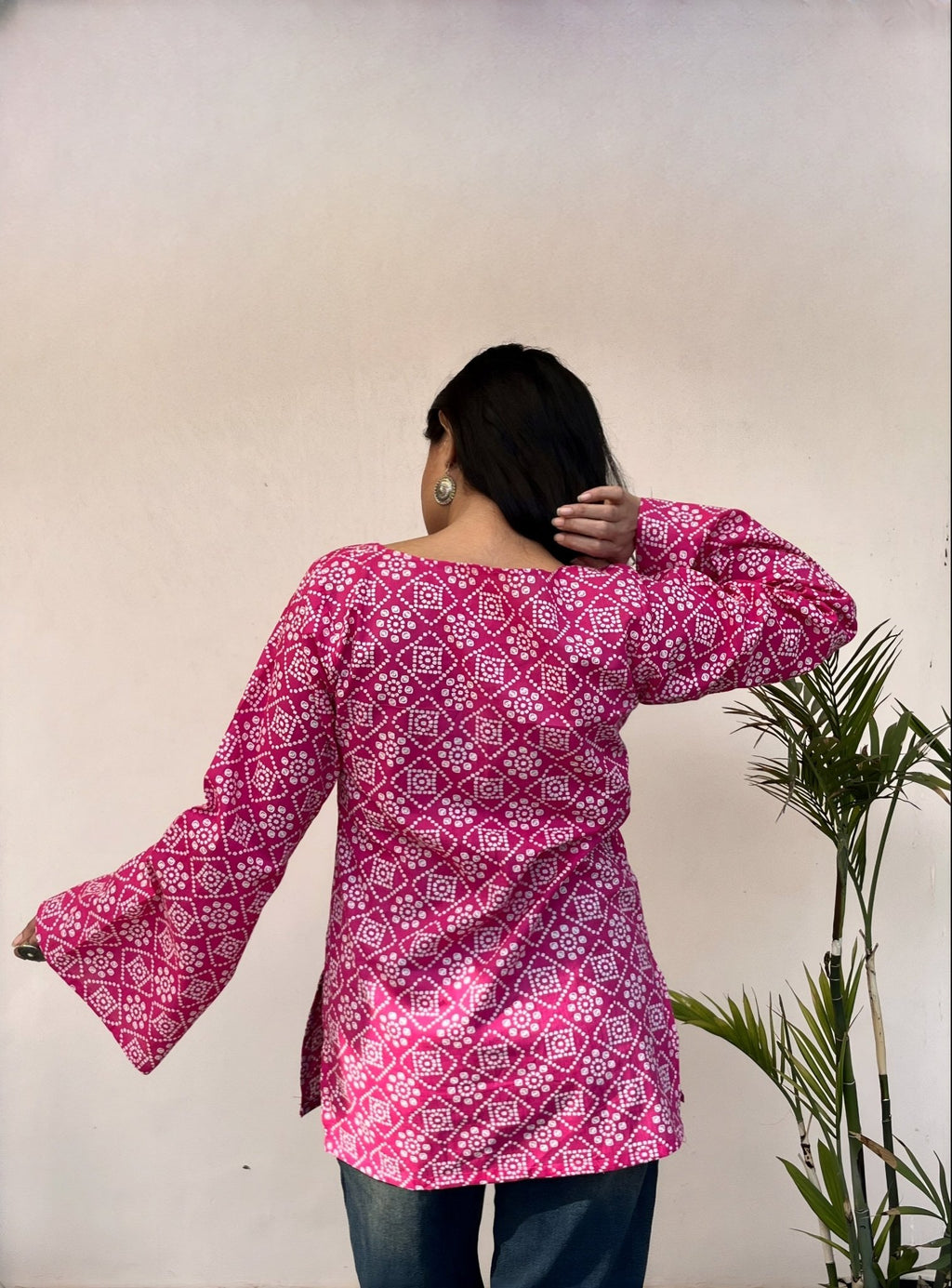 DILRUBA-Bandhani Print Sweetheart Neck Short Kurti - Roopinee Clothing